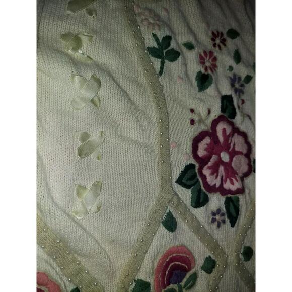 Vintage Maggie Lawrence Collection 14/16 w/Beading, Embroadery, Ribbon Sweater - Picture 8 of 8